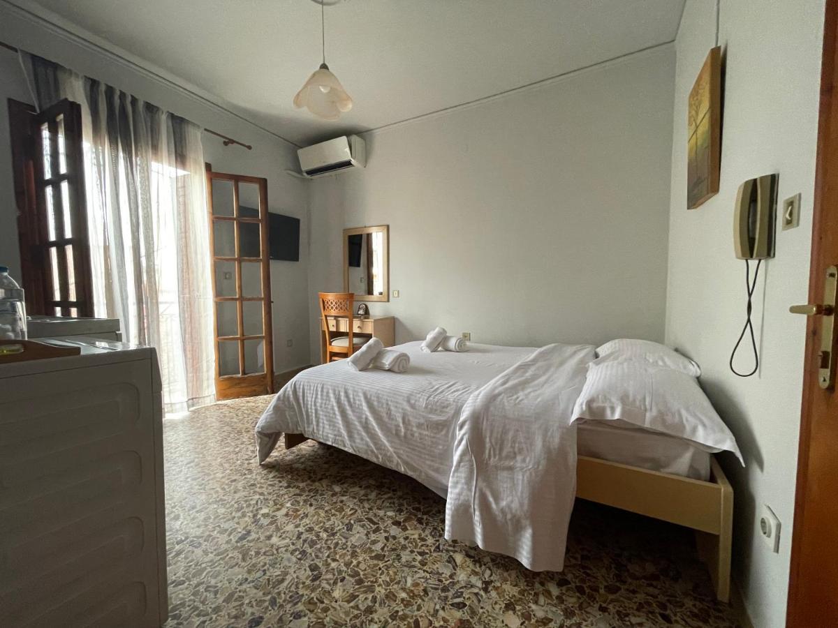 The Beehive 2 Apartment Mytilene Exterior photo